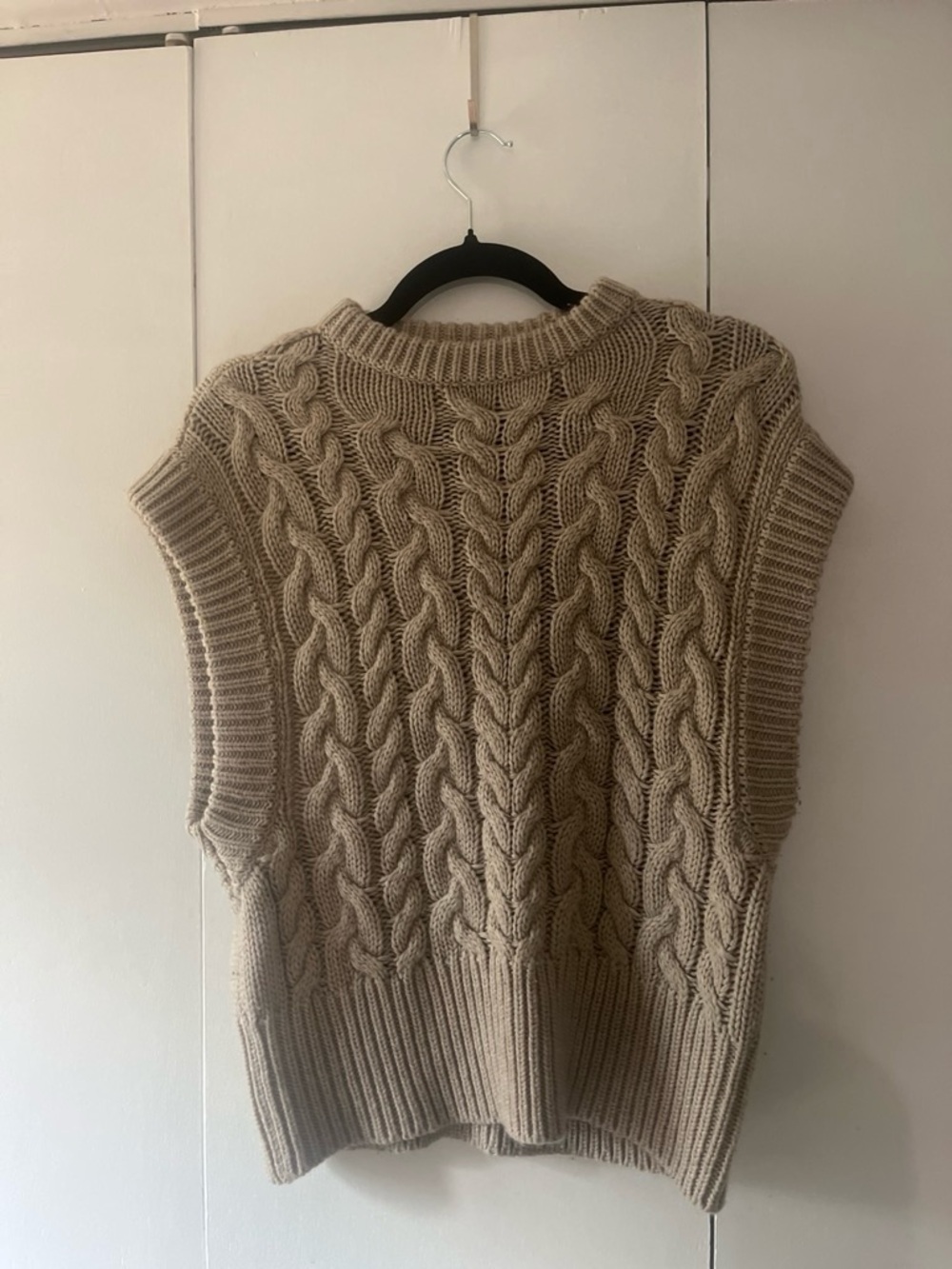 RD Style Cable Knit Sleeveless Sweater Vest - Beige